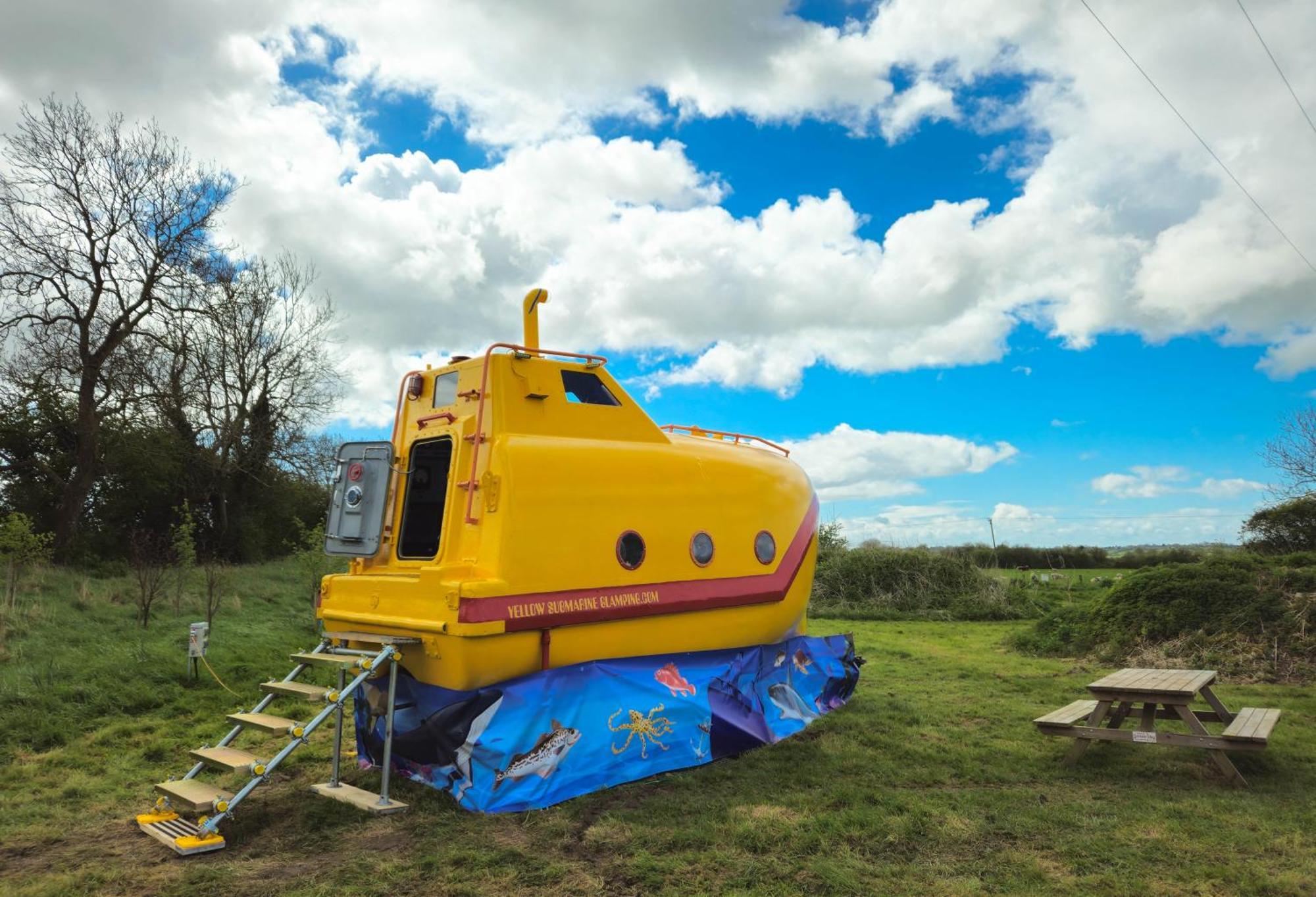 The Yellow Submarine Cheddar Zewnętrze zdjęcie